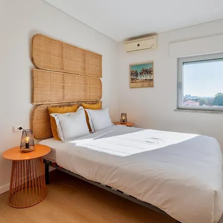 Downtown Soho 세투발