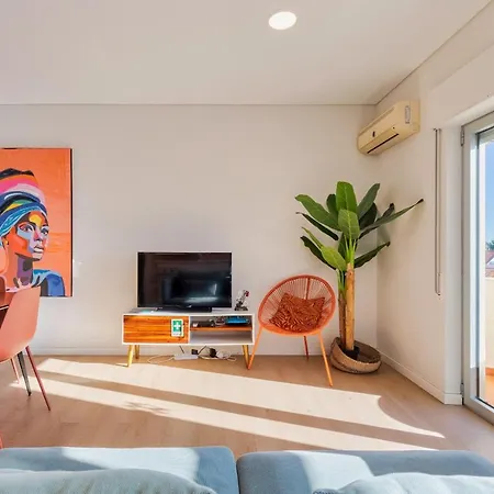 Downtown Soho * Setubal